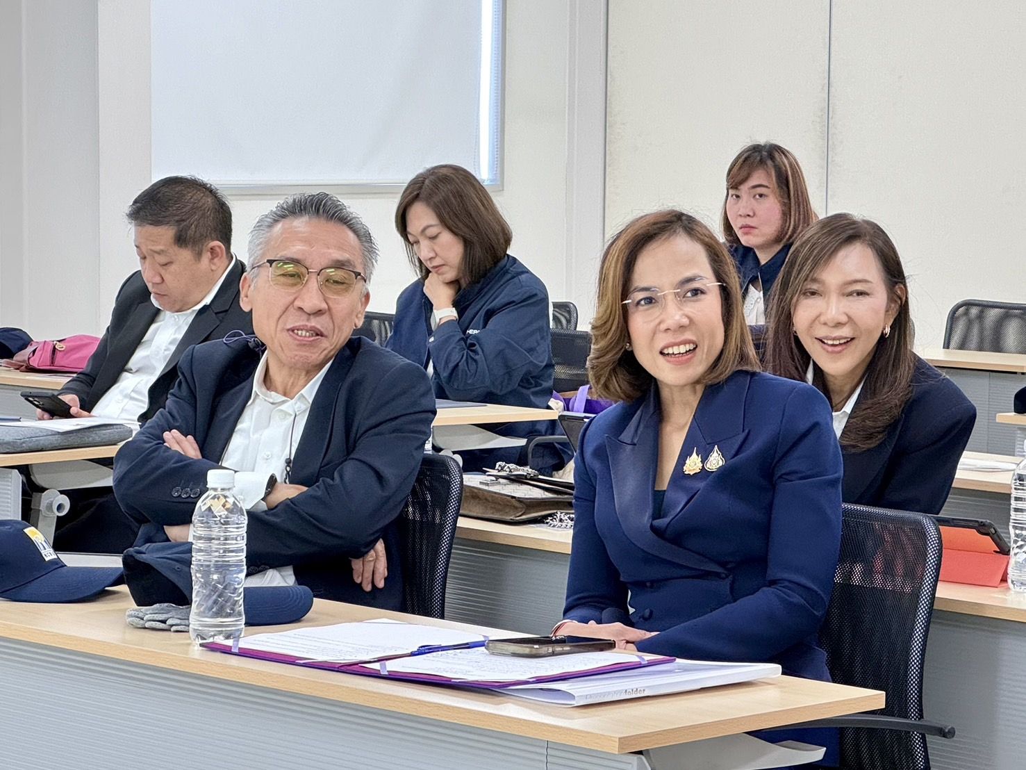 “พิมพ์ภัทรา” ชมโรงงานรีไซเคิลรถยนต์ “Eco R Japan” พร้อมผนึก “JETRO” ดัน ศก.หมุนเวียน-พลังงานสะอาด-อุตฯสีเขียว