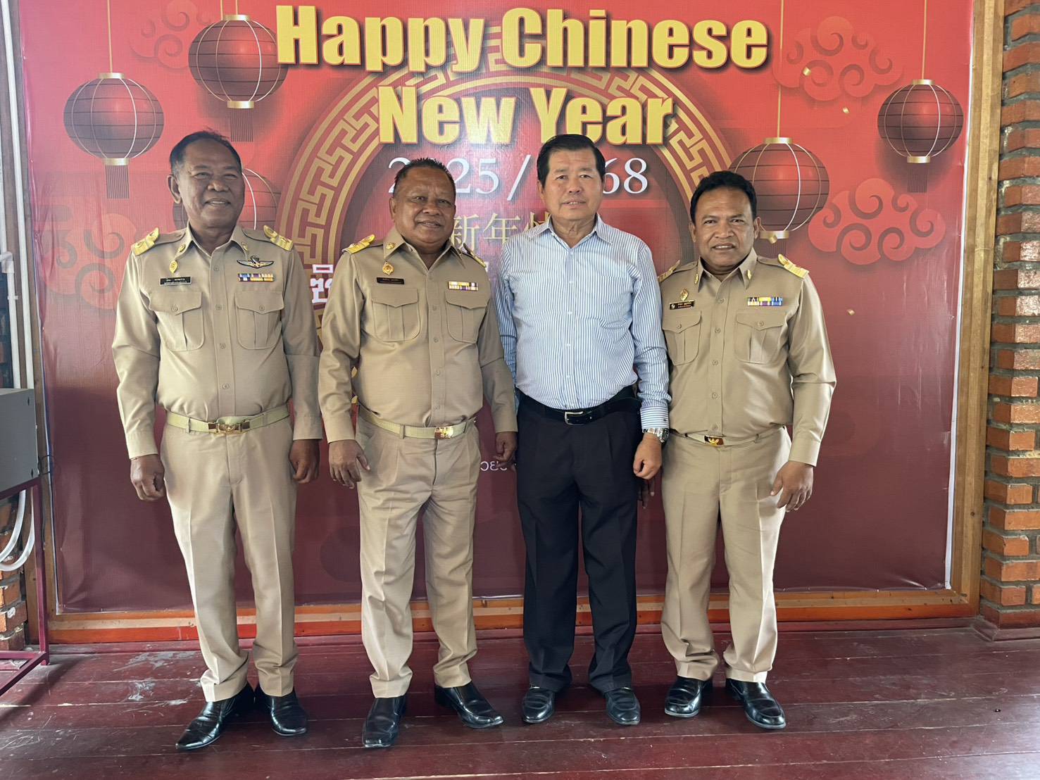 "นิพนธ์" ร่วมแสดงความยินดี "3 สจ.สงขลา" เข้ารับตำแหน่งใหม่