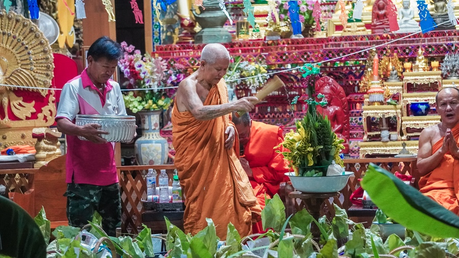 ชุมชนบ้านผาบ่อง จัดพิธีทำบุญหมู่บ้าน "วานปะลีก ประจำปี 2567"