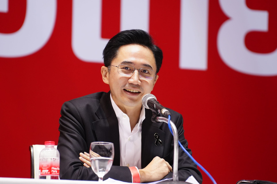"ยศชนัน" ปลุกใจ "เพื่อไทย" ขออย่าหมดหวัง แพ้เลือกตั้ง ลั่น "ผมไม่ไปไหน" ออกจากรั้วมหาวิทยาลัยแล้ว ไม่หันกลับไป