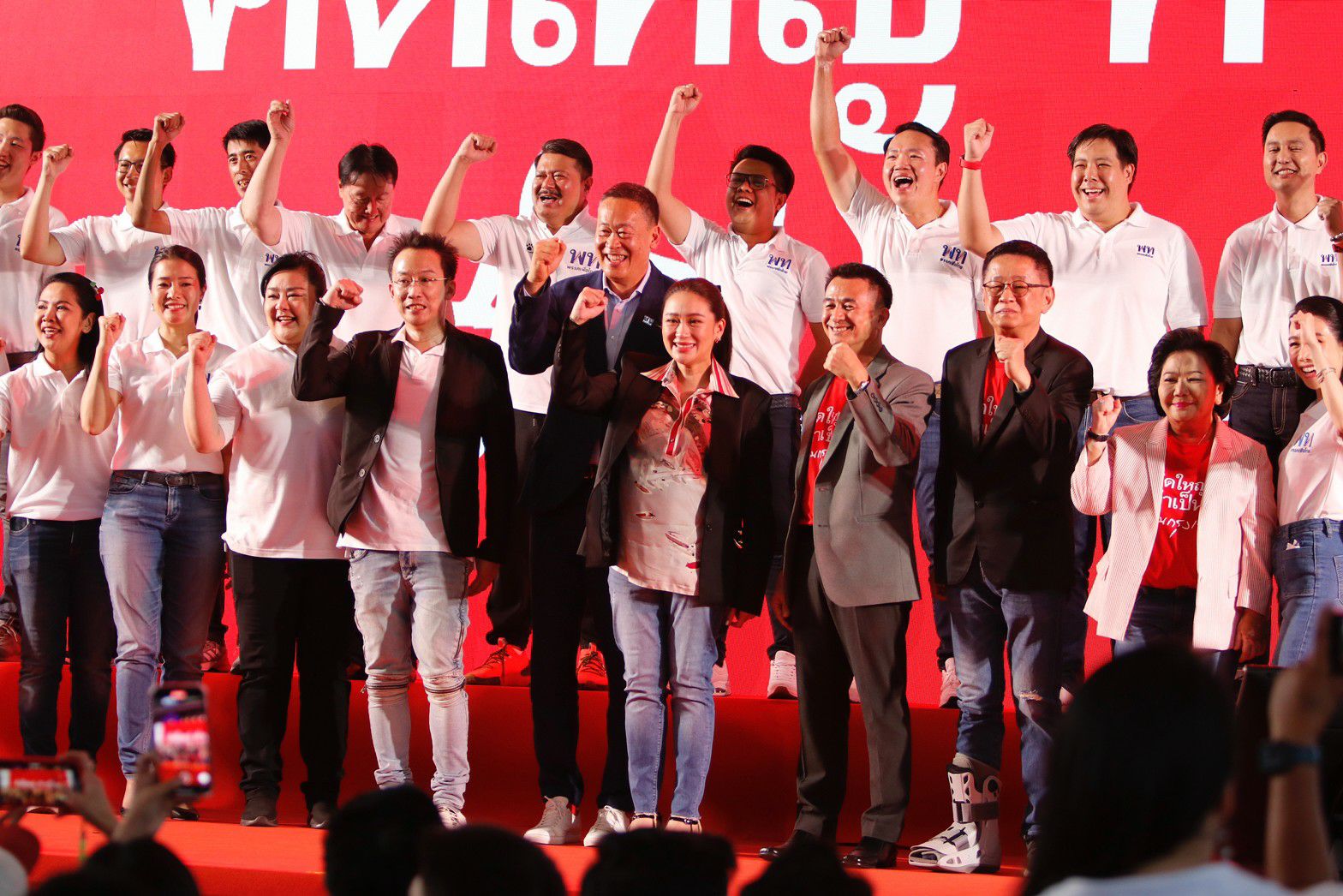 ไม่เกี่ยวพท.!"ชลน่าน" ลั่น "ทักษิณ" ประกาศกลับไทย ปัดดันกฎหมายนิรโทษกรรมรองรับ