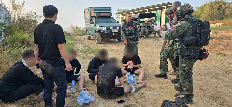 ทัพเรือทลายแก๊ง Cyber Scam ข้ามชาติ ยึดมือถือ-ซิมจำนวนมาก ชี้กระทบความมั่นคงไทย
