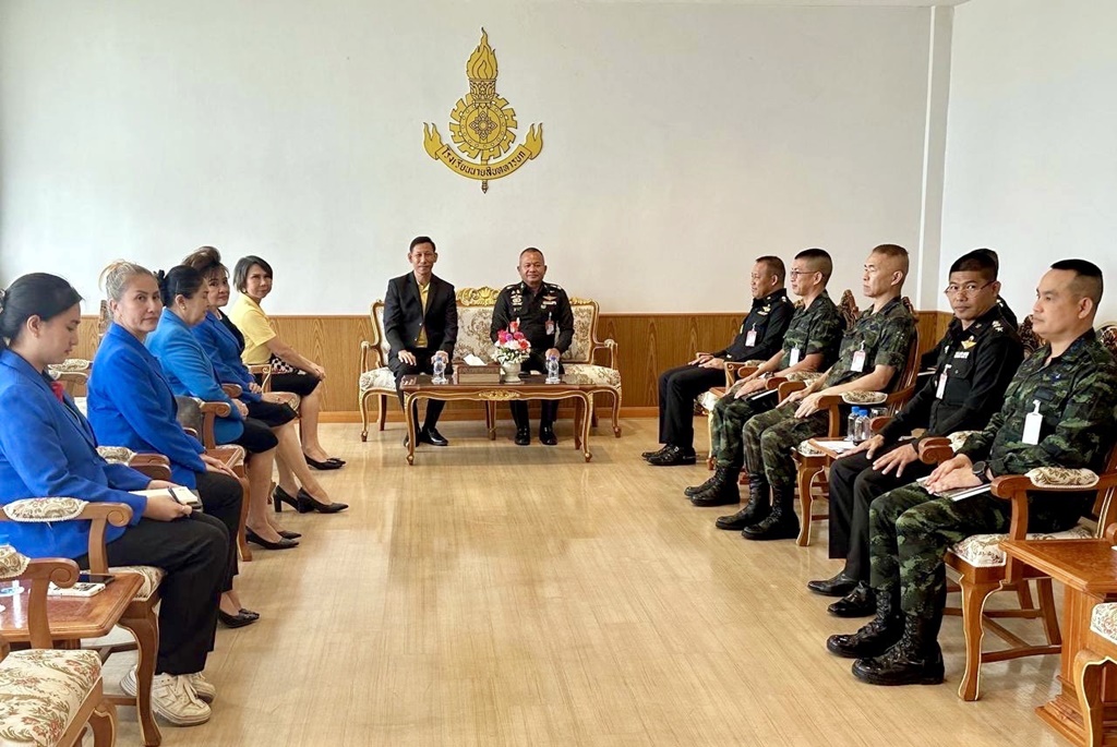 หัวหินเตรียมจัดนายสิบทหารบกกว่า 1 พันนายแปรอักษร ต้อนรับขบวนธงตราสัญลักษณ์ฯ 17 มิ.ย.นี้