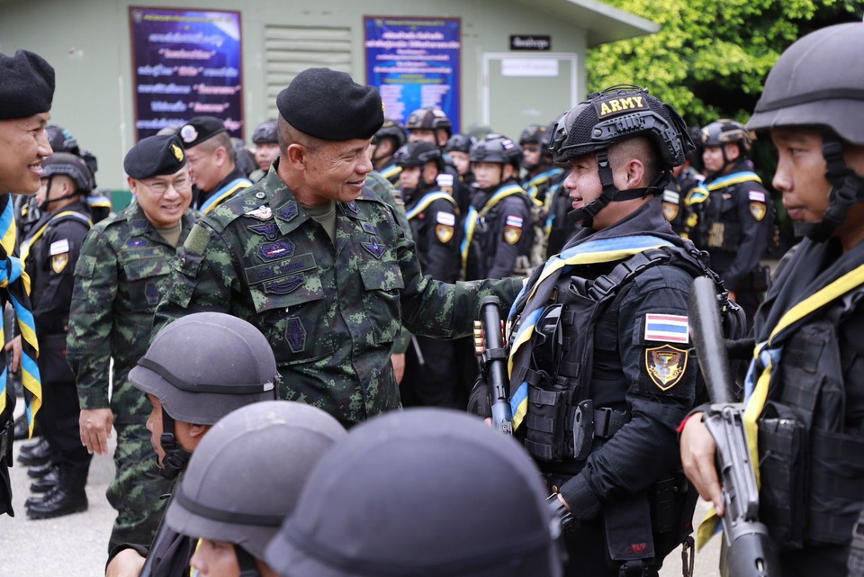 แม่ทัพภาคที่ 4 ลงพื้นที่บันนังสตา ตรวจเยี่ยม ทพ.33 ย้ำภารกิจดูแลประชาชน–เสริมความมั่นคงชายแดนใต้