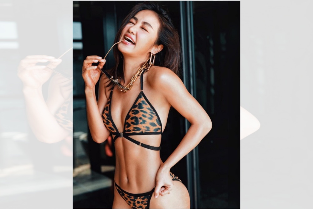 แซ่บไฟลุก! "กระแต อาร์สยาม" อวดหุ่นสวยในชุดบีกีนี่ลายเสือ
