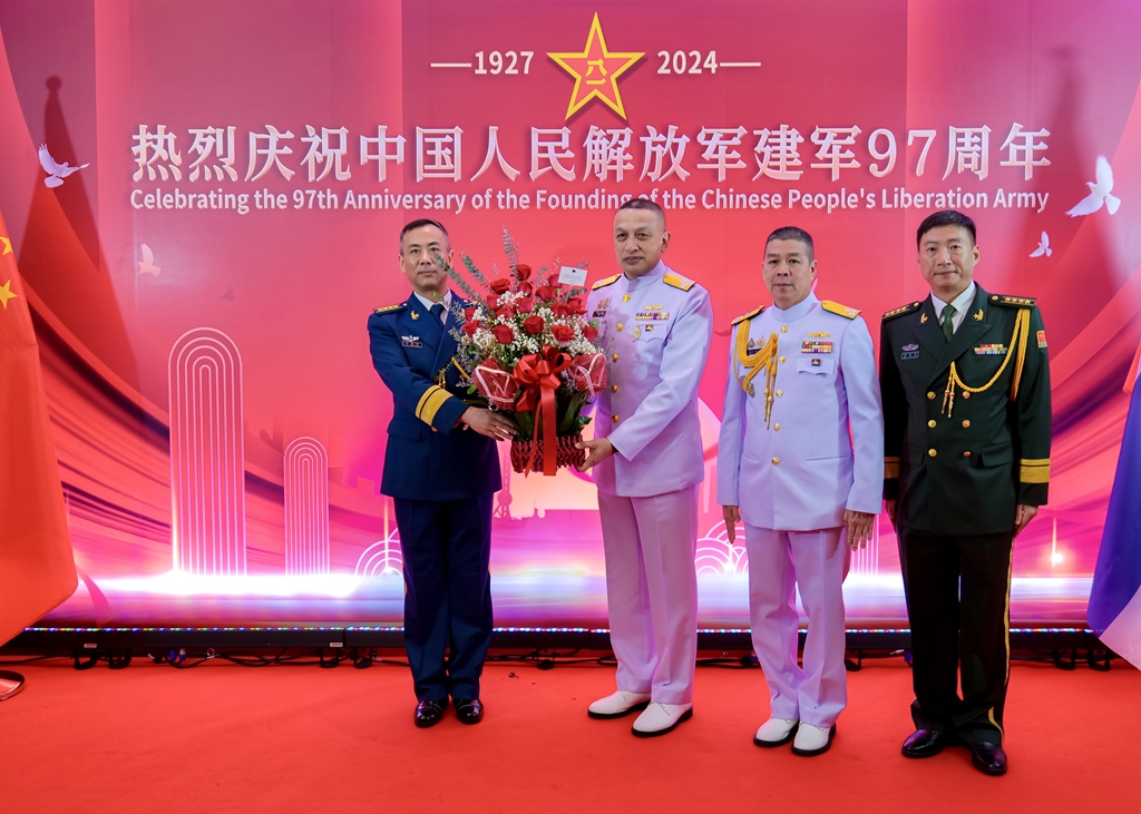 รอง ผบ.ทร. ร่วมงานเลี้ยงรับรองครบรอบ 97 ปี วันกองทัพปลดปล่อยสาธารณรัฐประชาชนจีน