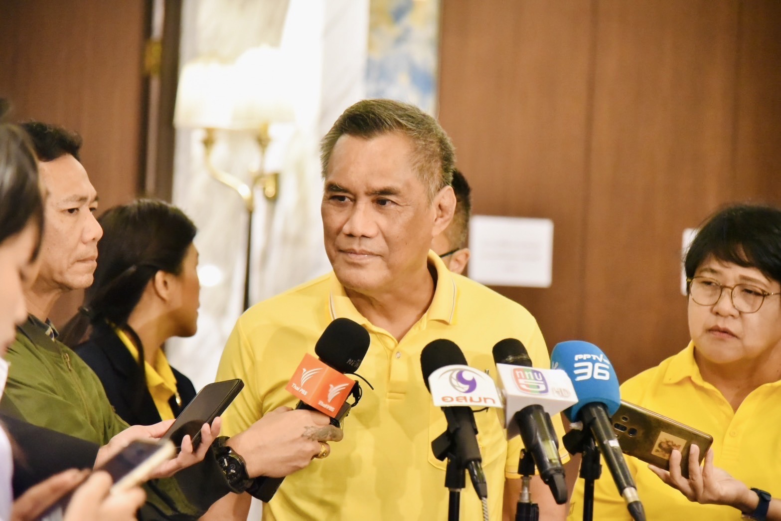 "ปธ.กกต." ยันสอบวุฒิฯ "หมอเกศ" ไม่ช้า เตรียมเชิญผู้เกี่ยวข้องหลายหน่วยงานให้ข้อมูลเพิ่ม