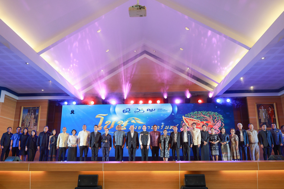 รมว.วัฒนธรรม เปิดการแสดงโขนสงขลานครินทร์ “รามเกียรติ์ ชุดศึกกุมภกรรณ” เชิดชูพระมหากรุณาธิคุณ “พระพันปีหลวง” ฉลอง 35 ปี ม.อ.สุราษฎร์ธานี