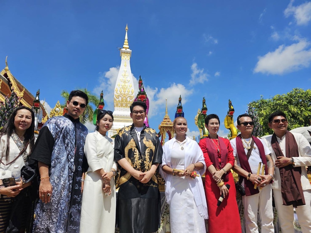 สายมูสะเทือน "อาจารย์กวง" มอบทรัพย์สินทางปัญญาให้ "เคนโด้" ดูแล เตรียมผุดโพรเจกต์ยักษ์ Mu Style ดึง "โอ๊ต ภาดา" ร่วม 