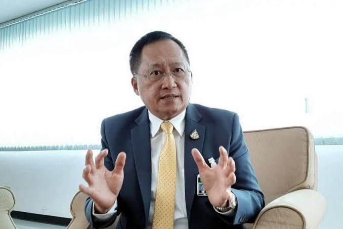 “วันชัย” เผย “วิปวุฒิสภา” ยังไม่มีมติทิศร่างกม.ลูก บอกส่วนตัวหนุนแก้เนื้อหาคนนอกครอบงำพรรค 