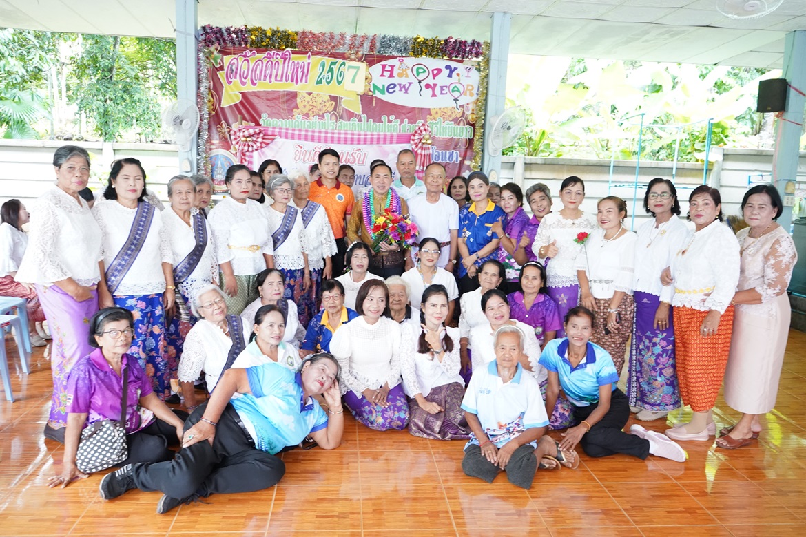  ชมรมผู้สูงอายุตำบลชัยบุรีจัดกิจกรรมประกวดร้องเพลงผู้สูงอายุและโชว์การออกกำลังกายแต่ละหมู่บ้าน 