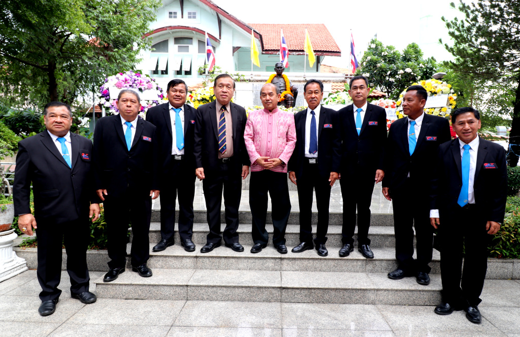สสท. และขบวนการสหกรณ์ทั้งประเทศ ร่วมวางพวงมาลา "วันพระบิดาแห่งการสหกรณ์ไทย"
