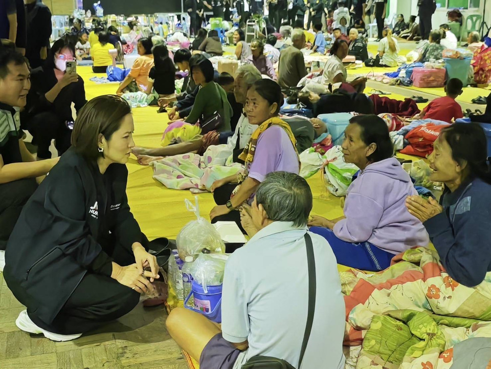 "ตรีนุช" สั่งกรมพัฒนาฝีมือฯ ฝึกอาชีพให้ปชช.ในศูนย์พักพิง รับผลกระทบจากปัญหาไทย-กัมพูชา สุขภาพจิตแย่ เครียดสูง ขาดรายได้
