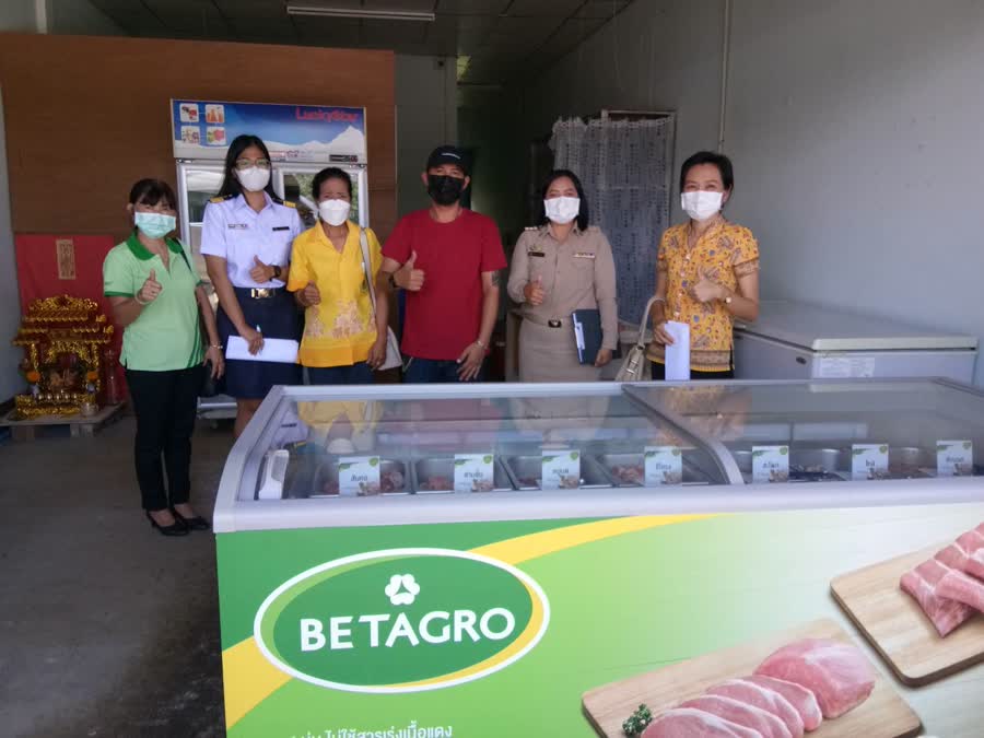 เกษตรจังหวัดตรังร่วมตรวจรับรองและตรวจประเมินร้านอาหารวัตถุดิบปลอดภัยใช้สินค้า Q