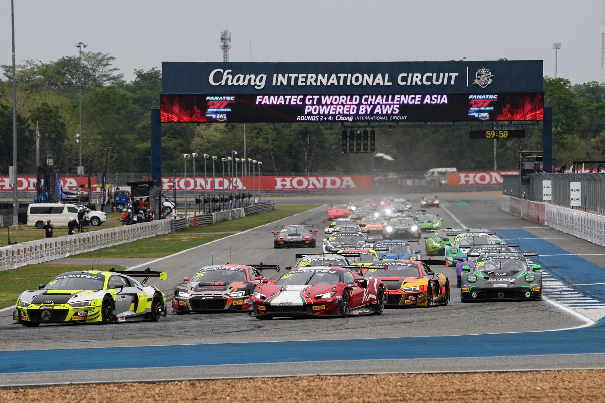 GT World ซูเปอร์คาร์อีเวนต์ระดับลักชัวรีบุรีรัมย์ ผสานวัฒนธรรมอีสานใต้-พนมรุ้ง ยิ่งใหญ่ครบรสสู่สายตาแฟนความเร็วทั่วโลก