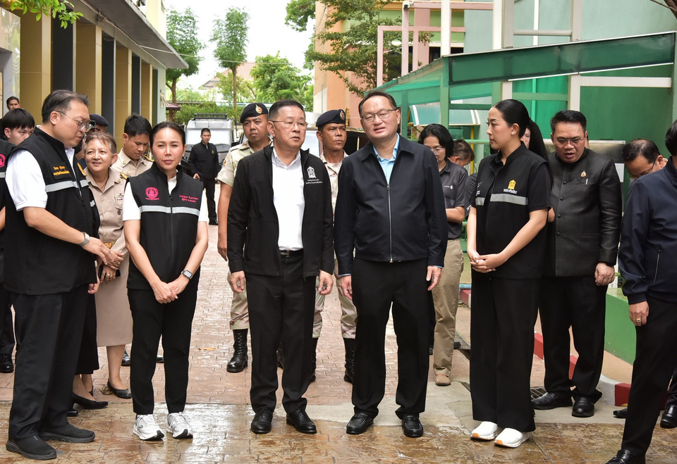 "ประเสริฐ" สั่งด่วน! จ่อคุมเข้มสแกนตรวจกระเป๋าค้นอาวุธในโรงเรียนทั่วประเทศ พ่วงเยียวยาจิตใจครู-นักเรียนไร้เงื่อนไข