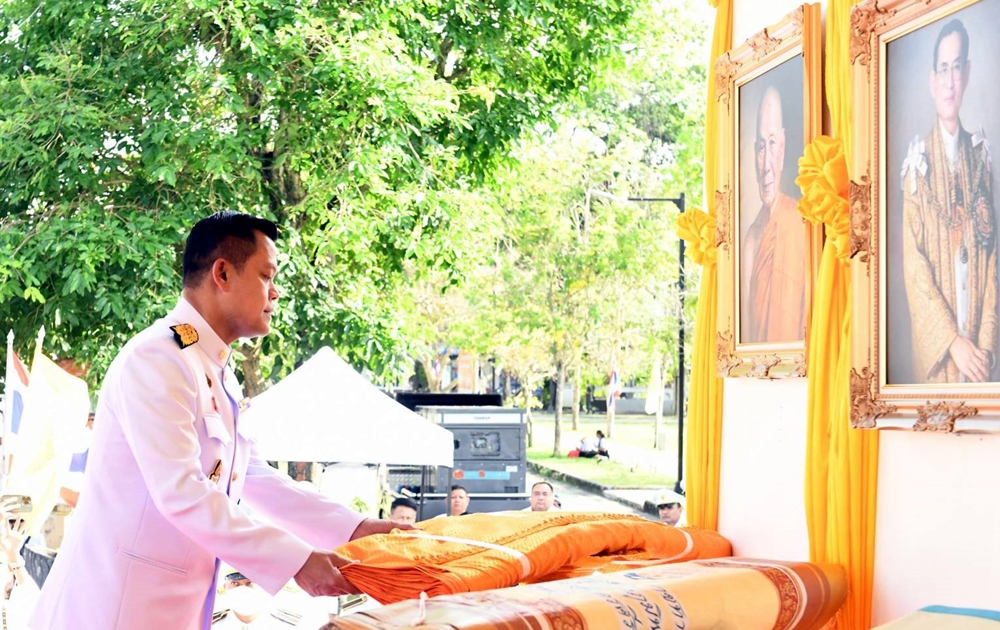 "ธนกร" ลงพื้นที่เมืองคอน เปิดประเพณี "มาฆบูชาแห่ผ้าขึ้นธาตุ ประจำปี 2566" จ่อดัน "วัดพระมหาธาตุวรมหาวิหาร" ขึ้นทะเบียนมรดกโลก