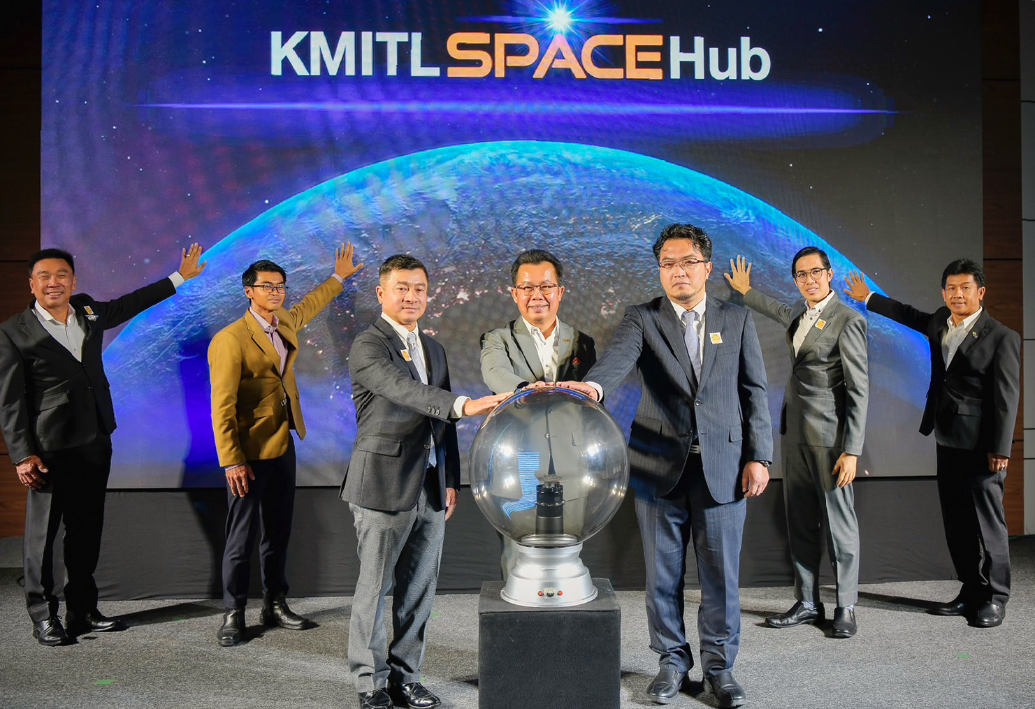 สจล. ผนึกพลัง 5 องค์กร หนุนไทยผู้นำ Space Economy เปิด KMITL Space Hub ชุมพร ดีที่สุด 1 ใน 4 ของโลก
