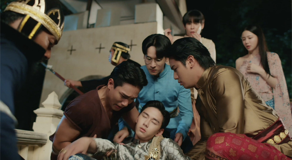 "ฉันนี่แหละท่านขุนที่สวยที่สุด” Ep.11 เข้มข้น! หม่อมโกศลช็อก พระไชยเชษฐ์ถูกลอบยิงกลางงาน