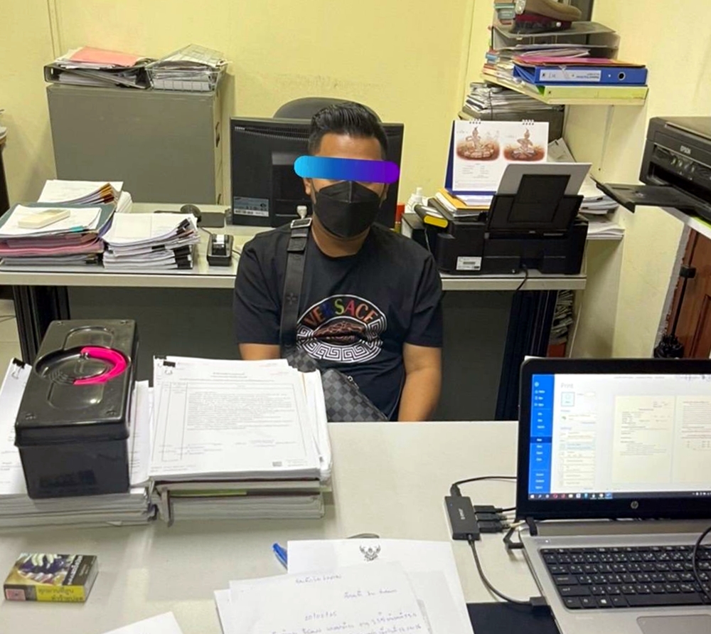 ตร.นำตัวกลุ่มมิจฉาชีพหลอกสาวเล่นพนันปั่นสามแปด ส่งฟ้องศาลมีนบุรีแล้ว