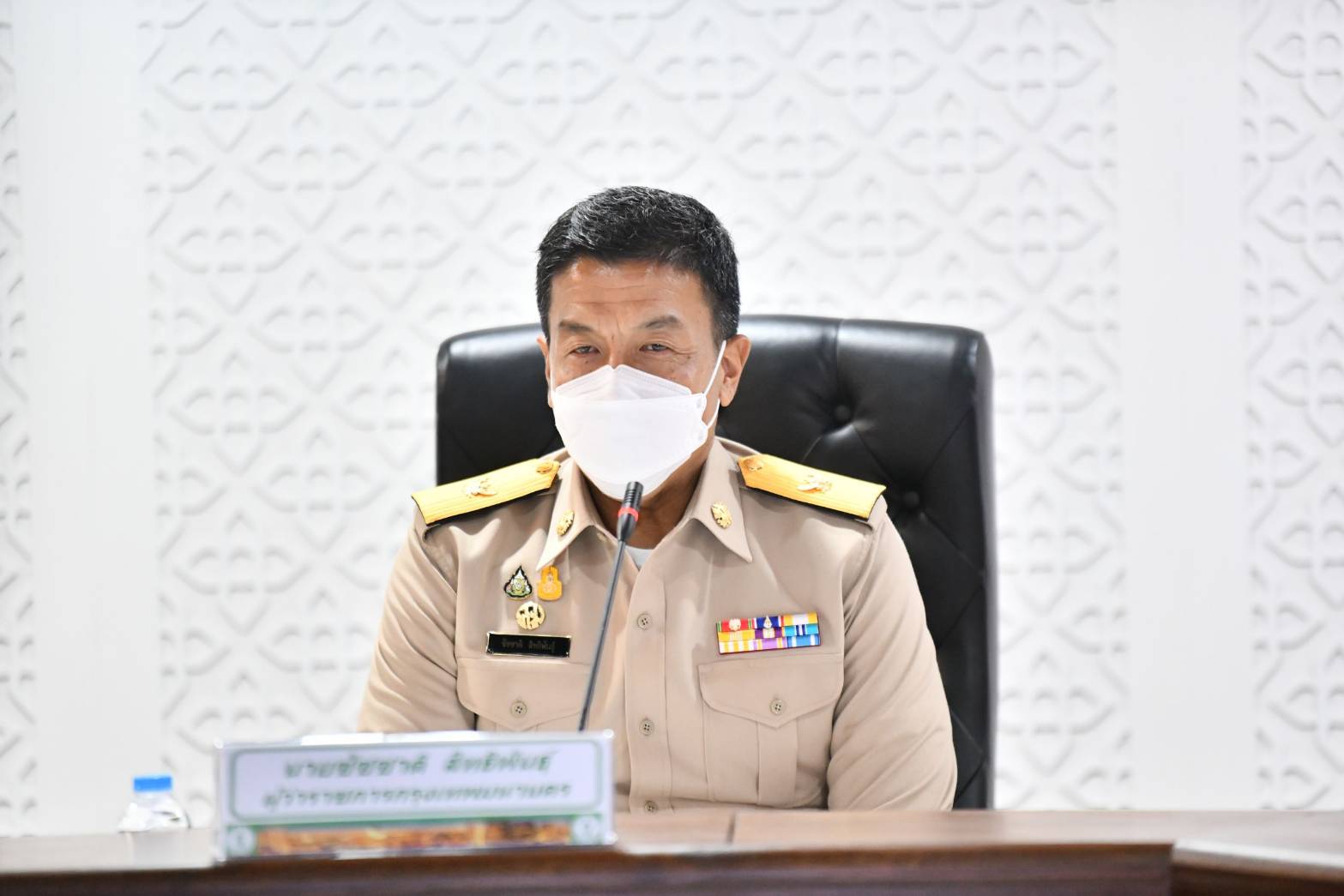 "ชัชชาติ" ชี้สถานการณ์น้ำกทม.ผ่านวันนี้ไปทุกอย่างจะดีขึ้น