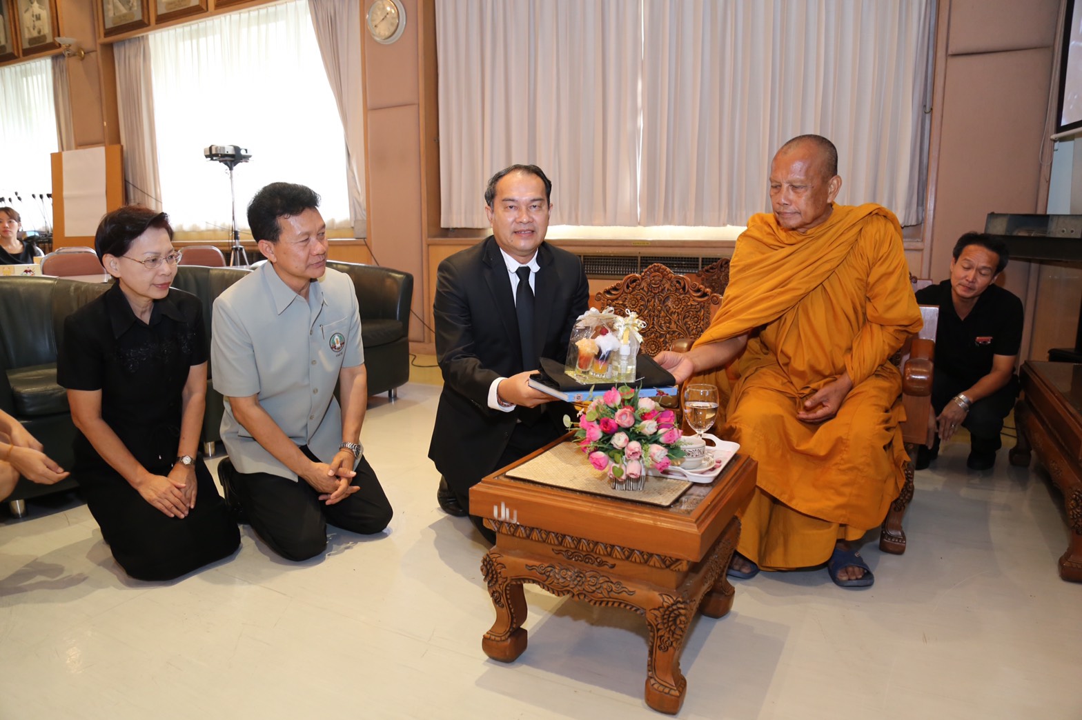 รองอธิบดีกรมป่าไม้ เปิดโครงการบรรยายธรรมเพิ่มประสิทธิภาพบุคลากร