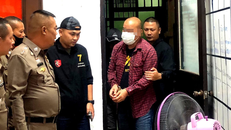 ฝากขังศาลทหาร ร.ต.ยิงสัสดีจังหวัดกาฬสินธุ์ เจ้าตัวไม่ยอมพูด ยกมือไหว้ตำรวจ