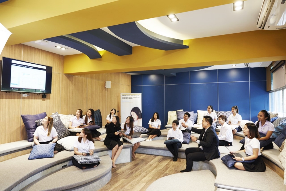 รัฐยก DPU ต้นแบบนำร่อง Smart Campus 5G พร้อมโชว์ศักยภาพนำเทคโนโลยี 5G ขับเคลื่อนภาคการศึกษา