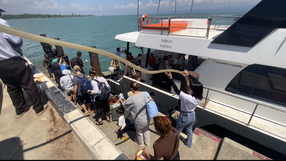 ผู้ประกอบการเรือ–รถโดยสารตราดโอด พิษสงครามดันต้นทุนน้ำมันพุ่ง ใช้วันละหลายพันลิตร จี้รัฐพยุงราคาก่อนแบกไม่ไหว