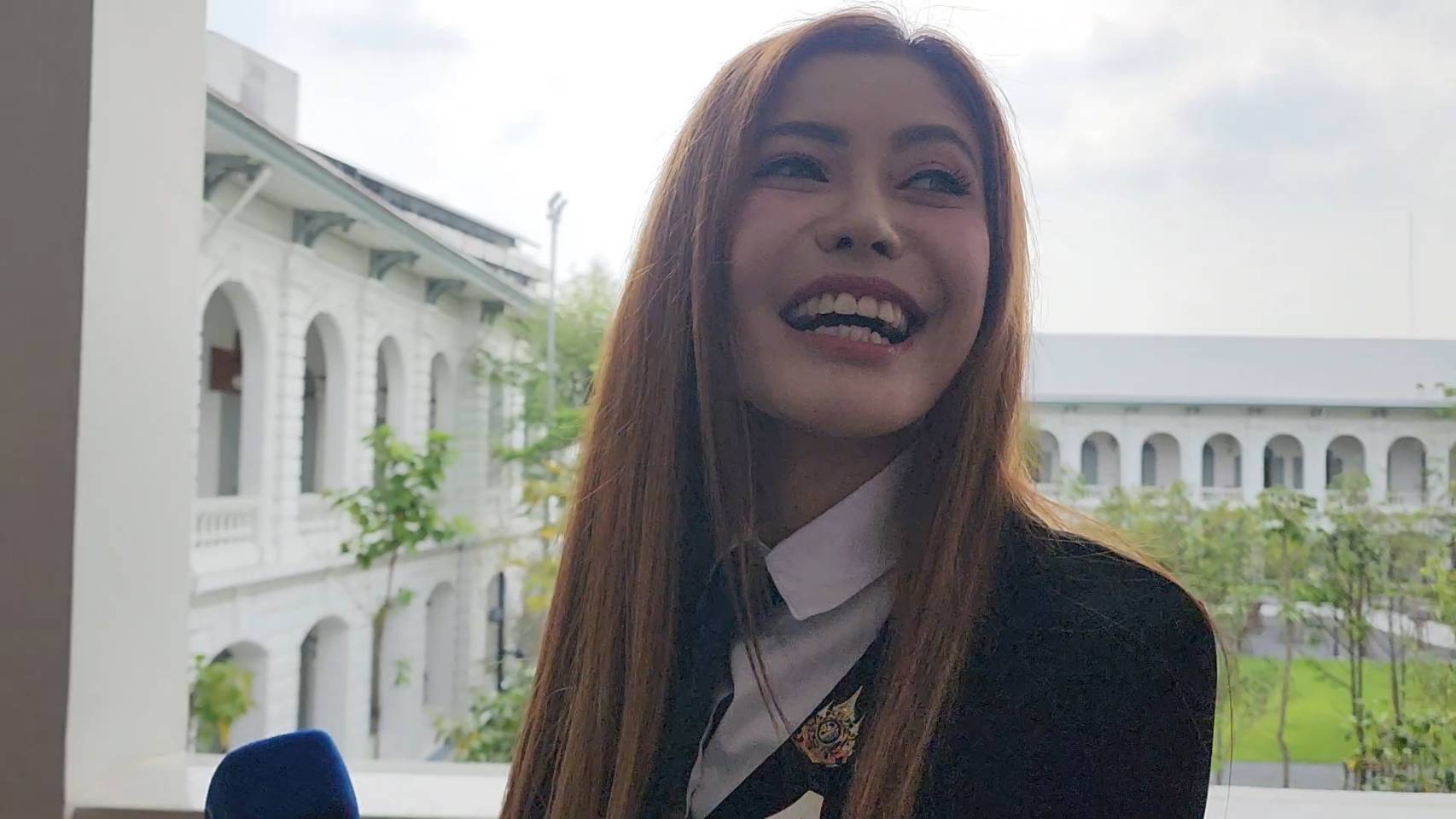"หมอเกศ" โผล่มหาดไทย ! ร่วมคณะกมธ.ฯ เจอ "อนุทิน" เรียกมาตอบสื่อปม "วุฒิปลอม"  เจ้าตัวยันไม่กังวล 