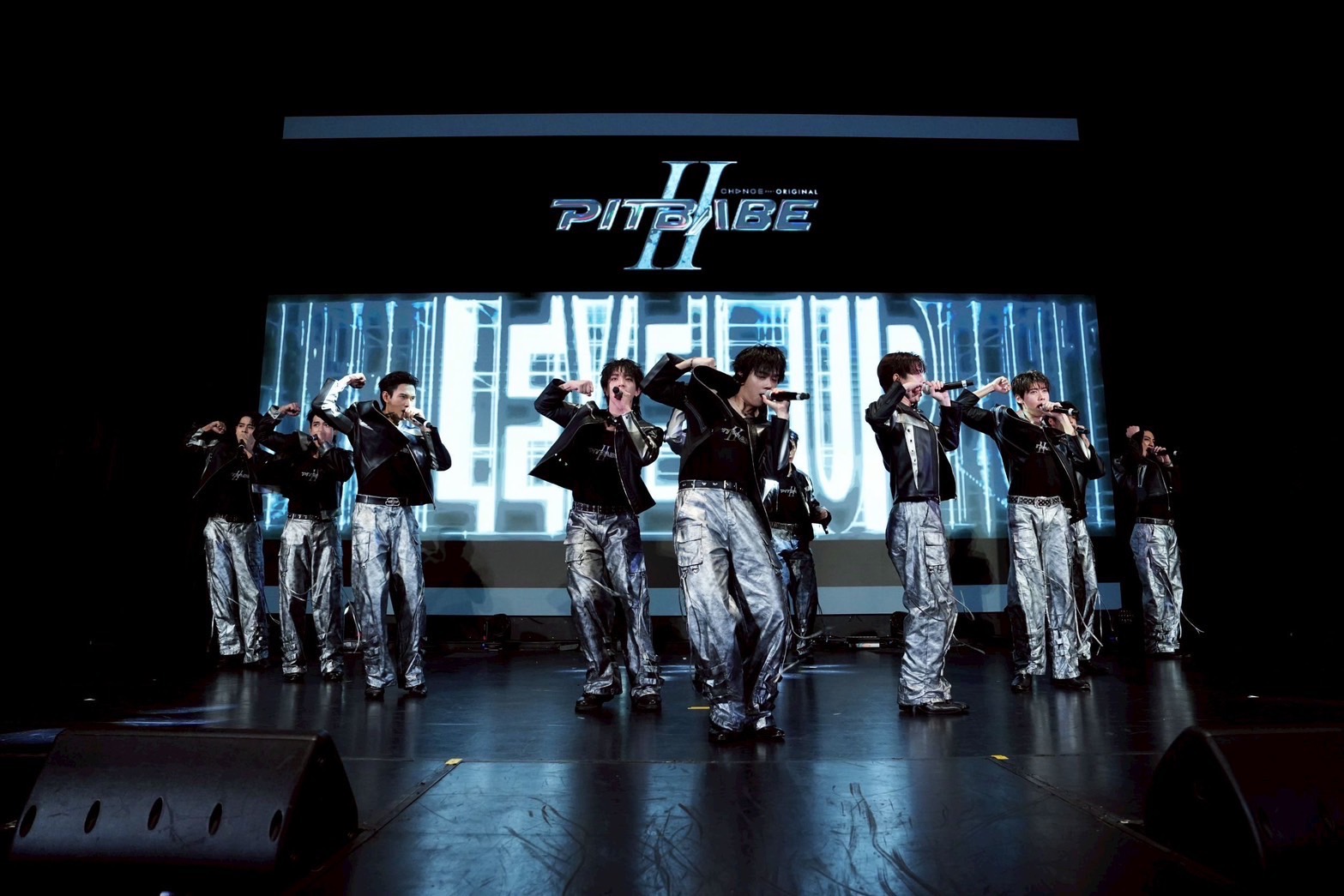 “PIT BABE THE SERIES 2” ฮอตเว่อร์! บุกญี่ปุ่นใน PIT BABE LEVEL UP FAN MEETING IN OSAKA