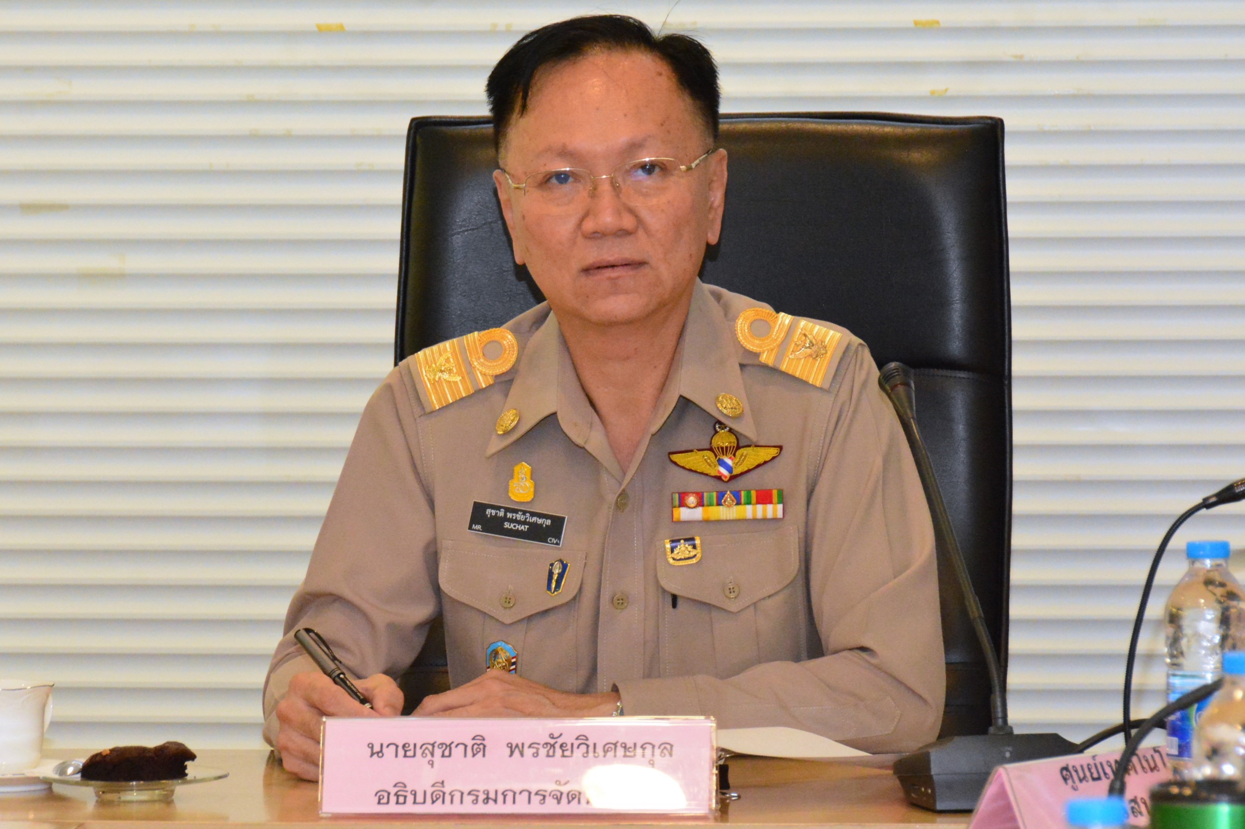 ระวังถูกหลอก .!! กรมจัดหางาน เตือนภัยสื่อออนไลน์หลอกไปทำงานต่างประเทศทางเฟซบุ๊ก-ไลน์ 
