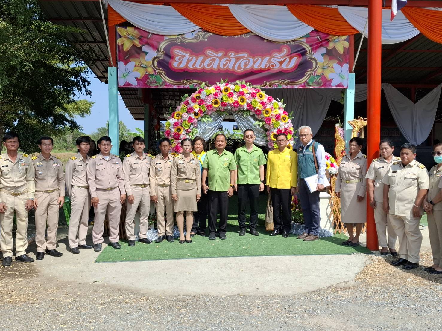 รองผู้ว่าฯอ่างทองนำคณะกรรมการพิจารณาประเมินผล'เรณู แสงตรง'เป็นกำนันยอดเยี่ยมประจำปี2568 ในพื้นที่ตำบลทางพระ