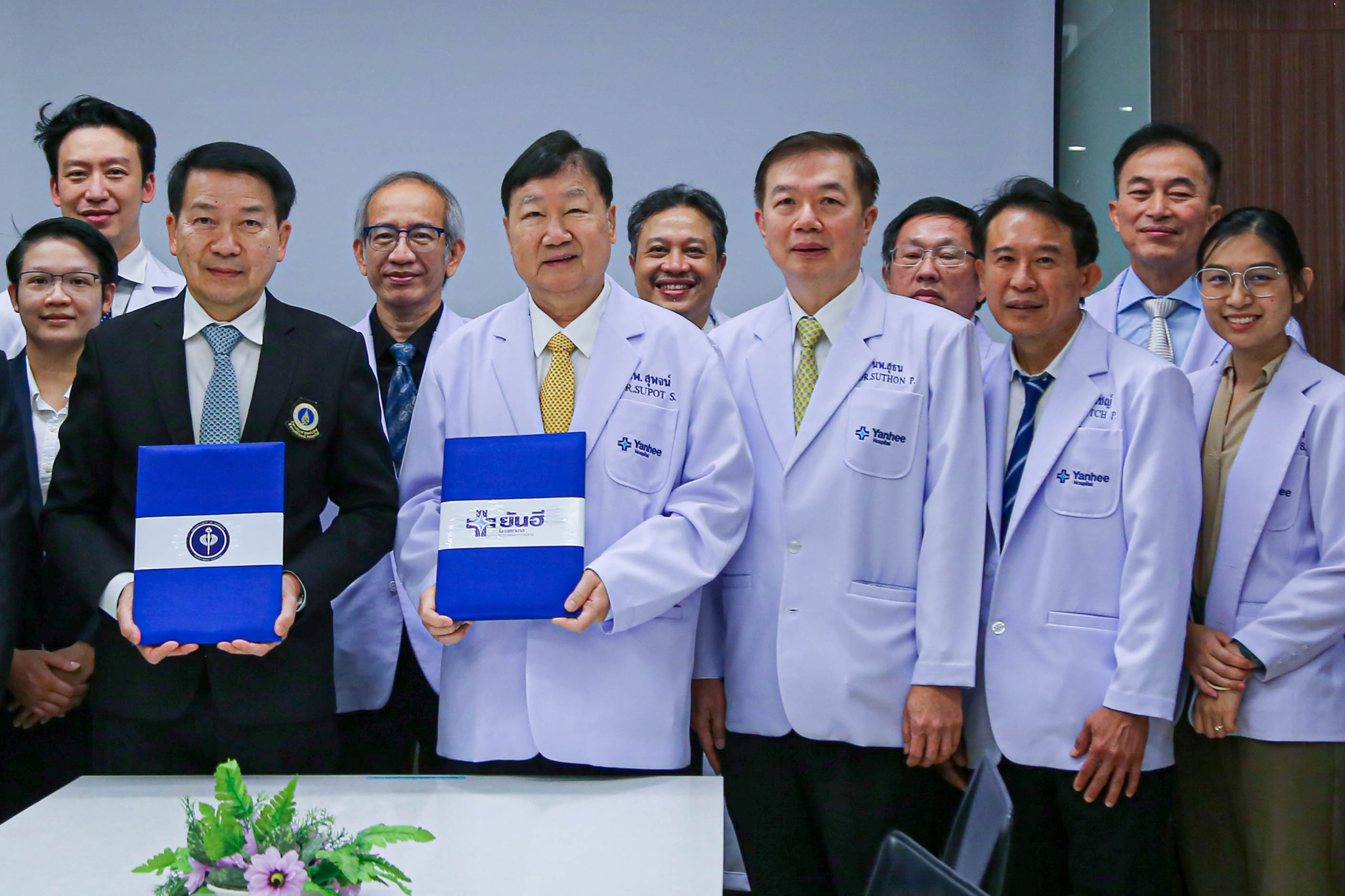 “ยันฮี” ผนึก “รพ.รามาฯ” ร่วม MOU ส่งแพทย์ประจำบ้านฝึกอบรมด้านศัลยกรรมตกแต่ง เพิ่มพูนทักษะศัลยแพทย์สู่ความเป็นเลิศในระดับสากล