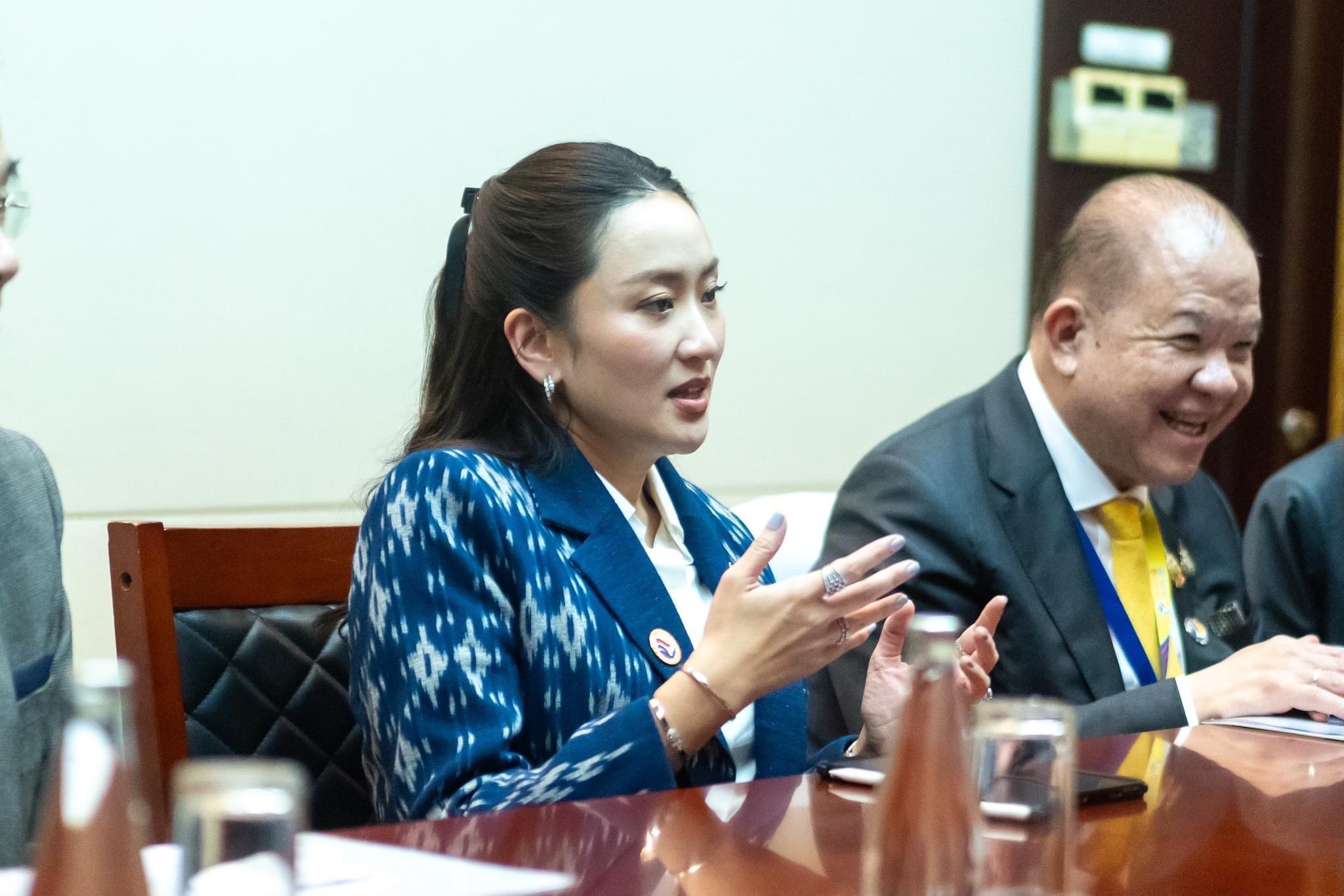 "นายกฯ" kickoff โครงการฟื้นฟูเศรษฐกิจพรุ่งนี้ ดึงรายใหญ่ช่วยรายเล็ก ลดค่าครองชีพ กระตุ้น ศก.ต่อยอดเงินหมื่น