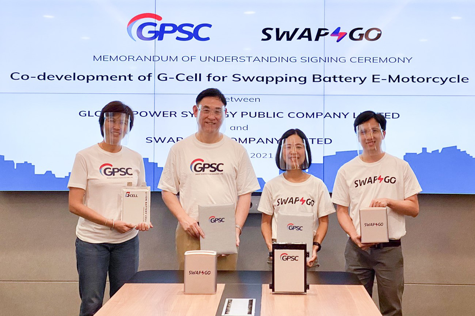 GPSC ผนึก SWAP & GO รุกโครงสร้างธุรกิจอีวี พัฒนาแบตเตอรี่ G-Cell สำหรับมอเตอร์ไซค์ไฟฟ้าแบบสลับแบตฯ