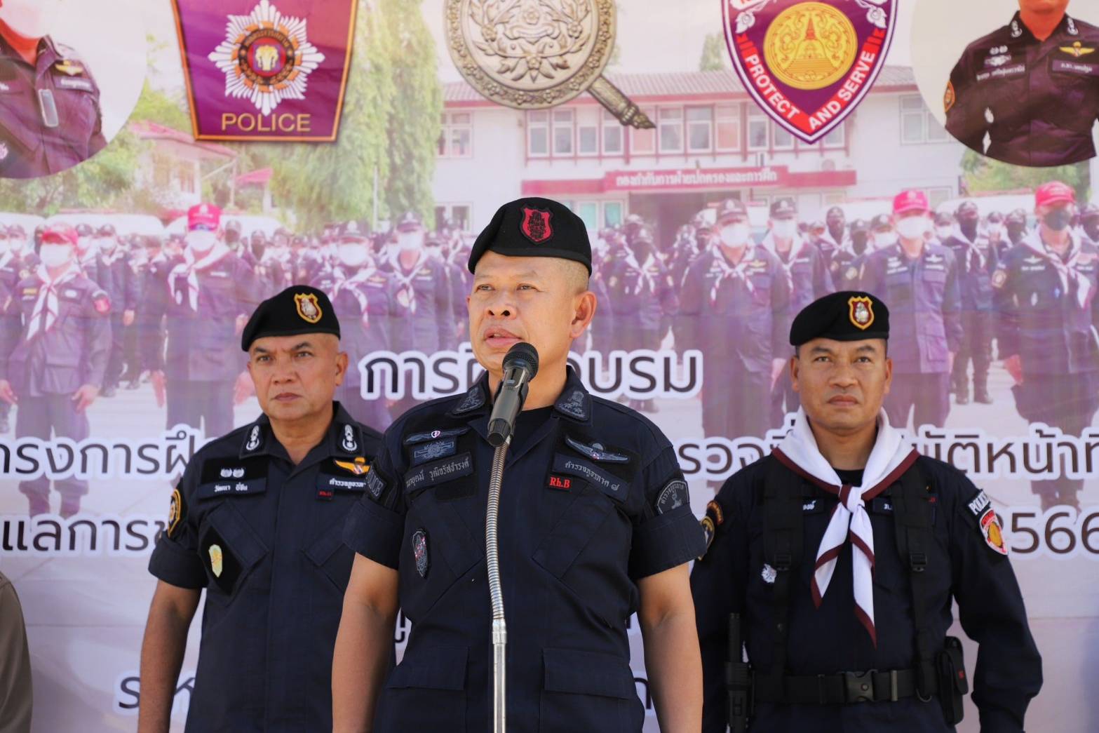 ผบช.ภ.7 ฝึกอบรมทบทวนกองร้อยควบคุมฝูงชนในการปฏิบัติหน้าที่ดูแลการชุมนุมสาธารณะ
