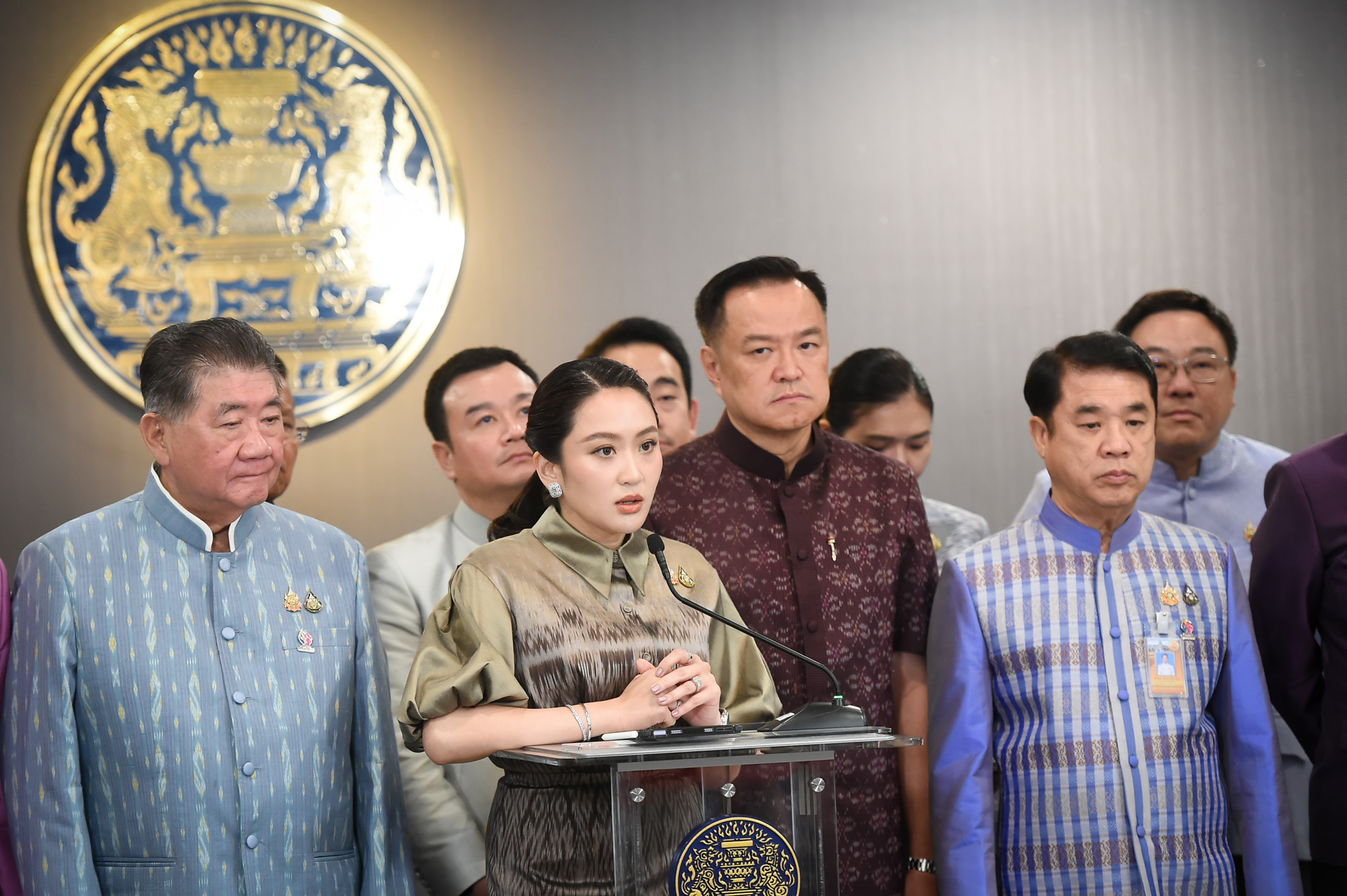 นายกฯ เผยมท.ตั้งคกก.ตรวจสอบปมกองทุนประกันสังคม ซื้อตึก 7 พันล้าน ยันต้องโปร่งใส-ชัดเจน