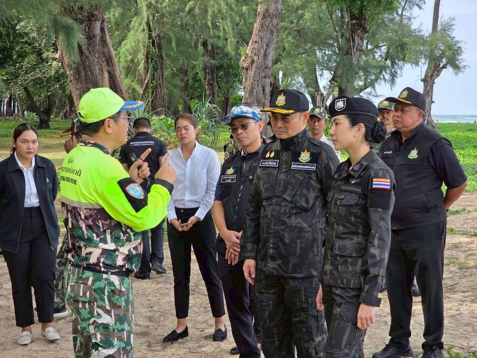 "ประธาน ทปษ.รมว.ทส." ลงพื้นที่ “อช.สิรินาถ” ดูความพร้อมกู้ภัยดูแลนักท่องเที่ยว ช่วงไฮซีซั่นโซนอันดามัน