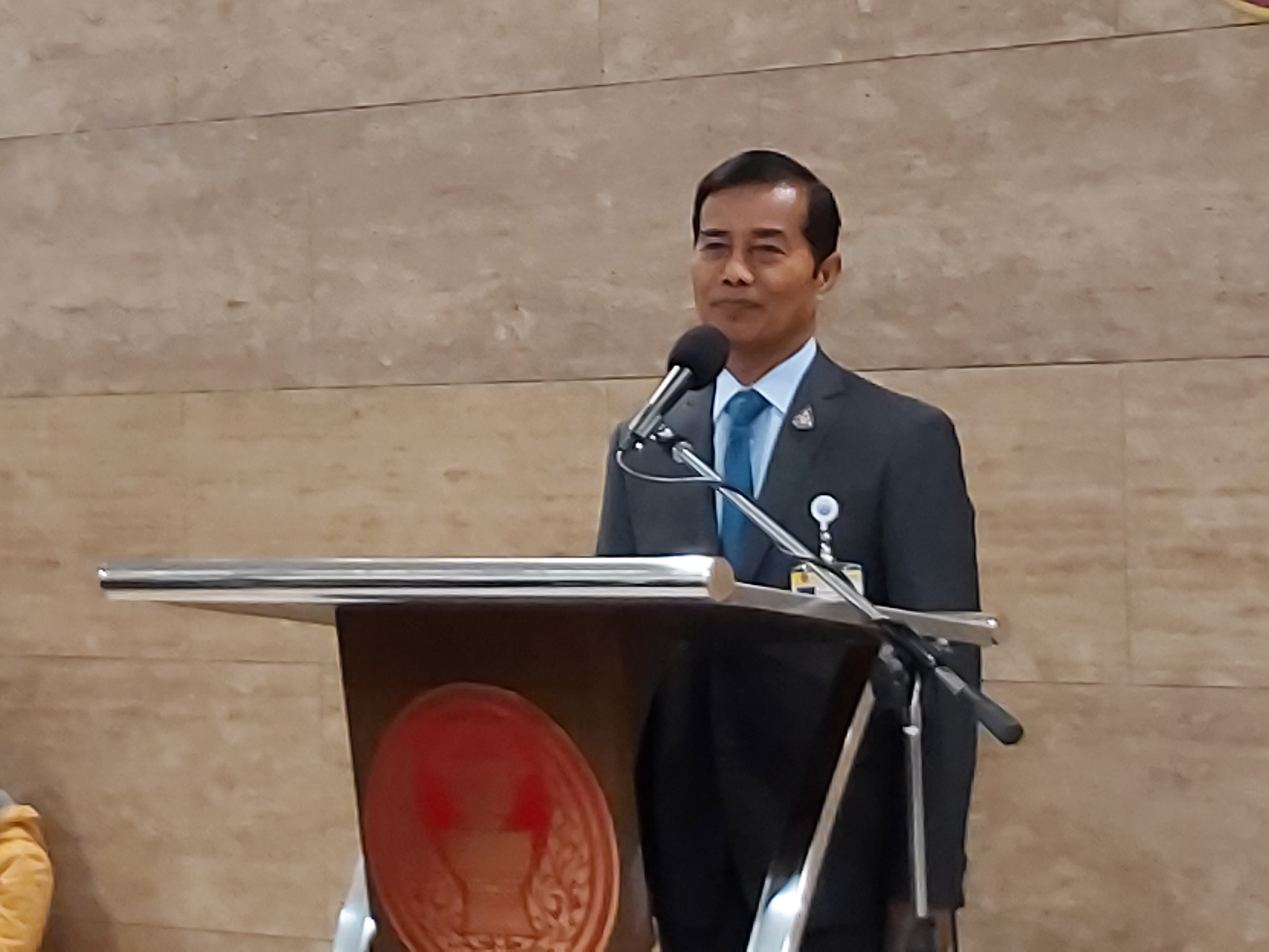 "ถาวร"ร้อนตัวปัดเสียบบัตรแทน"ประกอบ" ขู่นำไปเผยแพร่เจอหมิ่นประมาท-คอมพิวเตอร์ยอมความไม่ได้