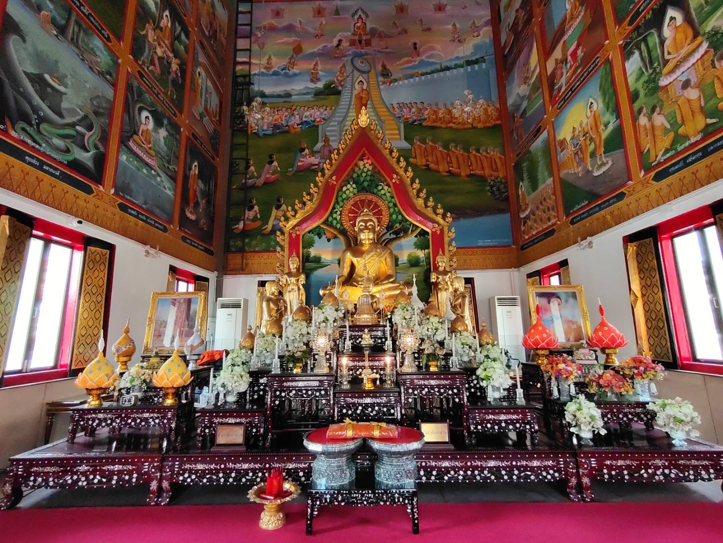 รองอธิบดีกรมมหาดเล็ก 904 อัญเชิญผ้าไตรพระราชทาน ถวาย “พระอาจารย์โชคดี” ในโอกาสวันเฉลิมพระชนมพรรษา “ในหลวง” ร.10