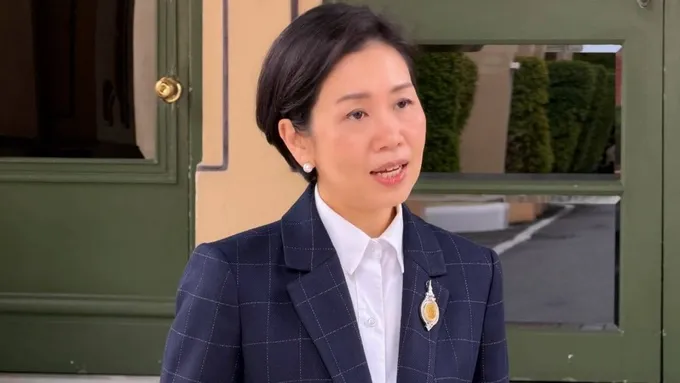 “รัชดา” เผยรัฐบาลเอาจริงคุมดาต้าเซ็นเตอร์ แจ้งความปมน้ำมัน 2 แสนลิตร “เอกนิติ” ถกบอร์ด 4 ก.ย. อุดช่องโหว่