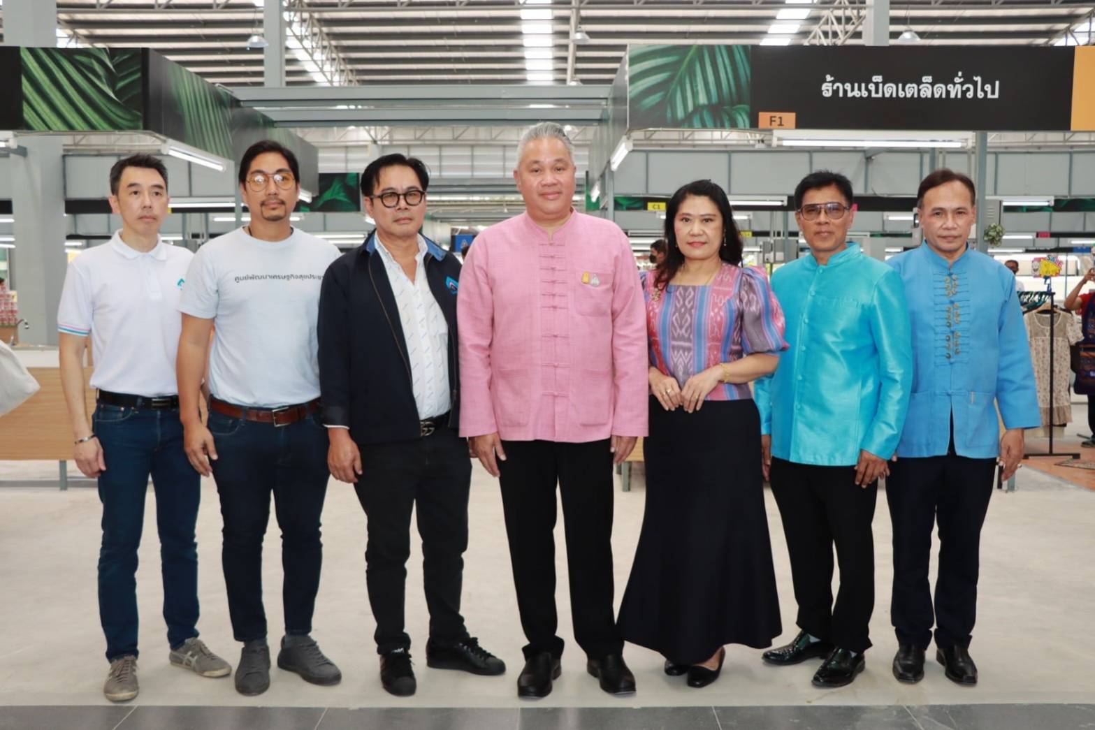 การเคหะแห่งชาติตรวจความพร้อมของตลาด "สุขประชามาร์เก็ต ฉลองกรุง"