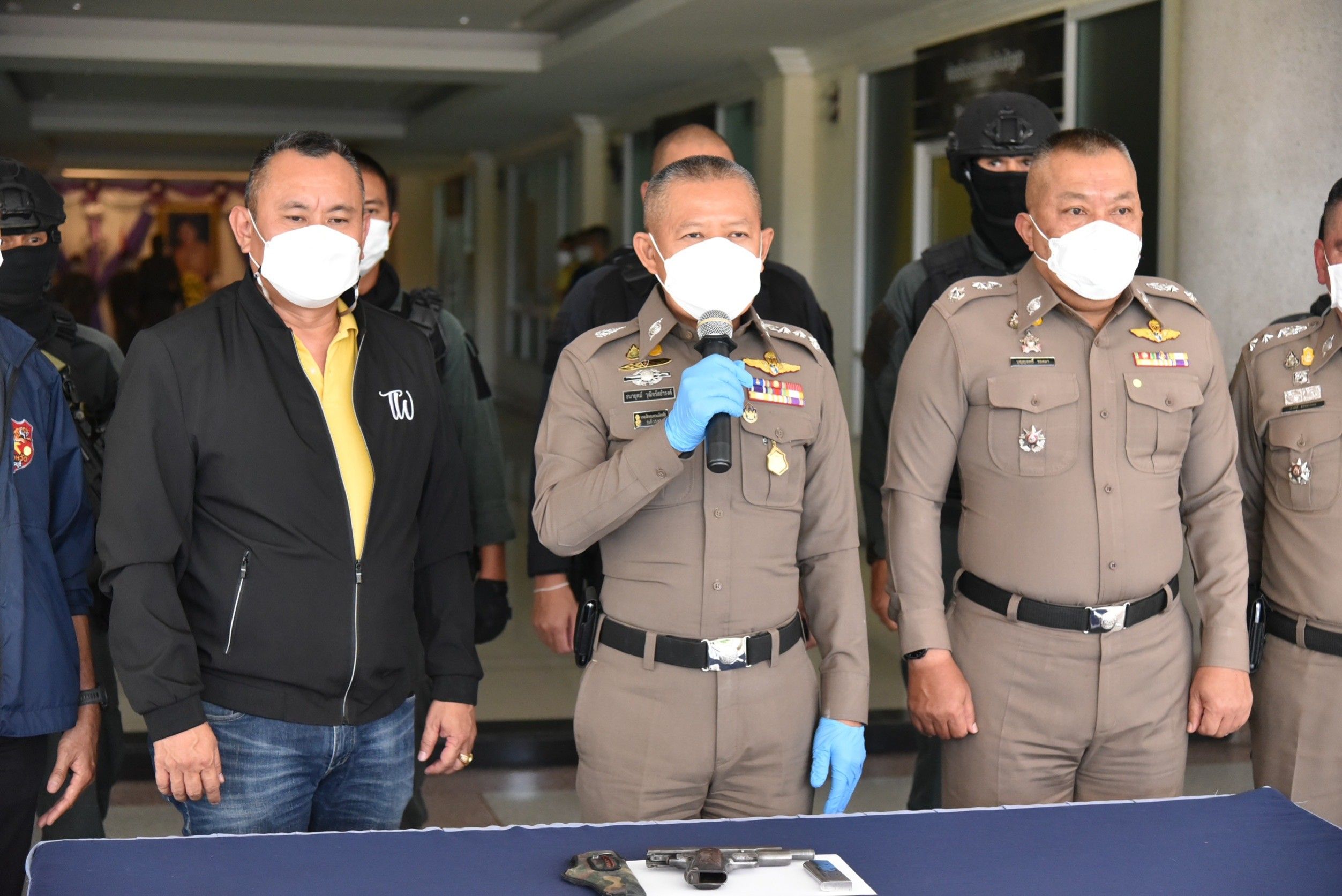 รวบมือปืนยิง "นายวีระ"ดับเพื่อนเจ็บ