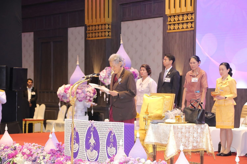 “รมว.นฤมล” เฝ้าฯ รับเสด็จ กรมสมเด็จพระเทพฯ พระราชทานรางวัลสมเด็จเจ้าฟ้ามหาจักรี ครั้งที่ 6 เชิดชูครูผู้สร้างแรงบันดาลใจทั่วอาเซียนและเอเชีย