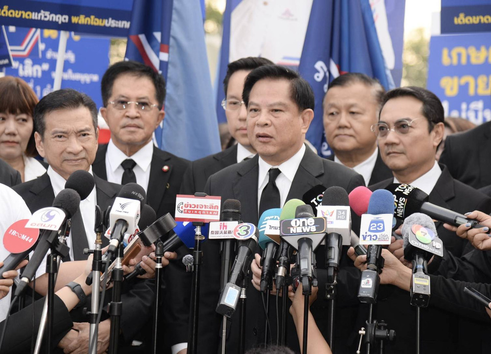 ‘พีระพันธุ์’ พร้อมรับจับได้ทุกเบอร์ เชื่อปชช.พร้อมให้กำลังใจ ชูนโยบายแก้ปัญหาชายแดน-ทุบราคาพลังงาน 