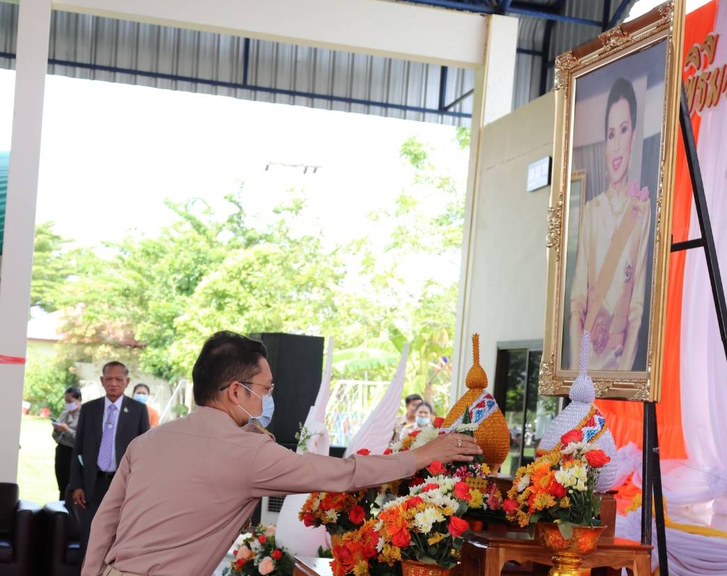 มูลนิธิคุณพุ่ม มอบทุนการศึกษาแก่เด็กออทิสติกและเด็กพิการ​ ในพื้นที่บุรีรัมย์