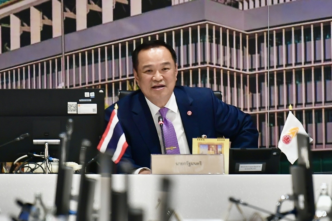 "อนุทิน" เริ่มงานนำประชุมครม.นัดแรก ลั่นวินาทีนี้เป็นรัฐบาลสมบูรณ์ ลุยทันทีเร่งเยียวยาน้ำท่วมพื้นซ้ำซาก ตั้งงบประจำไม่ต้องขอรายปี 