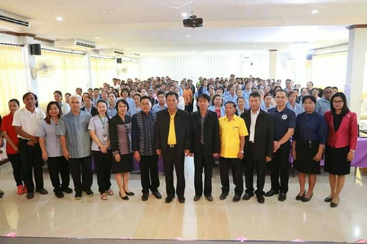 อบจ.ยโสธร นำ อสม.อบรมให้รับความรู้โรค ระหว่างคนสู่คนและสัตว์สู่คน