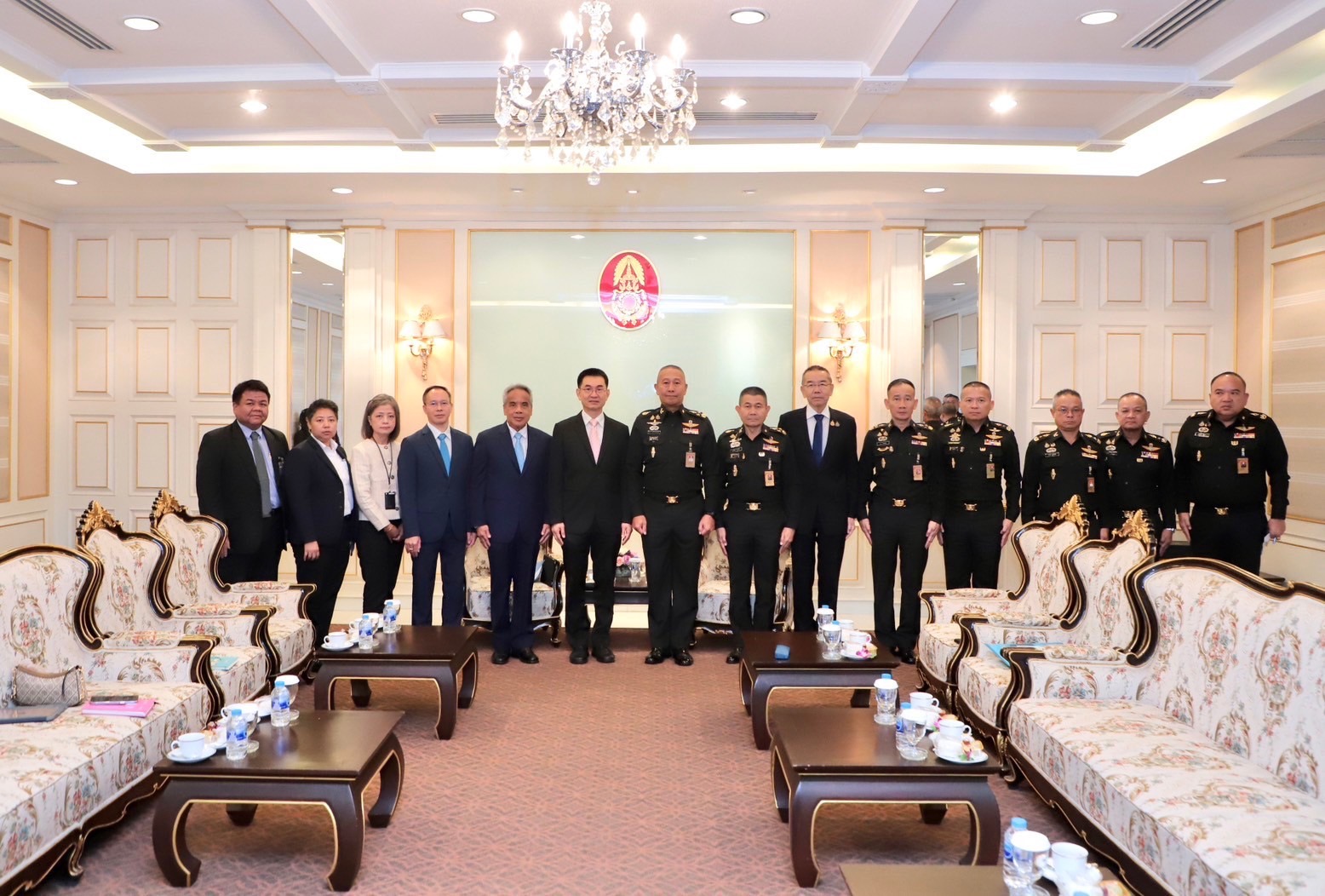 กองทัพบกจับมือคณะกรรมการสิทธิมนุษยชนฯ พัฒนาแนวทางการดำเนินการด้านสิทธิมนุษยชนร่วมกัน 